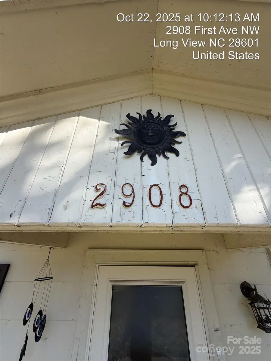 2908 1st Avenue Nw, Hickory, NC 28601 - Image #2