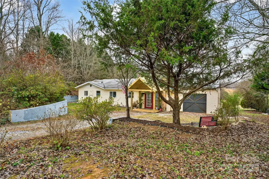 1183 Sandy Plains Road, Tryon, NC 28782 - Image #2