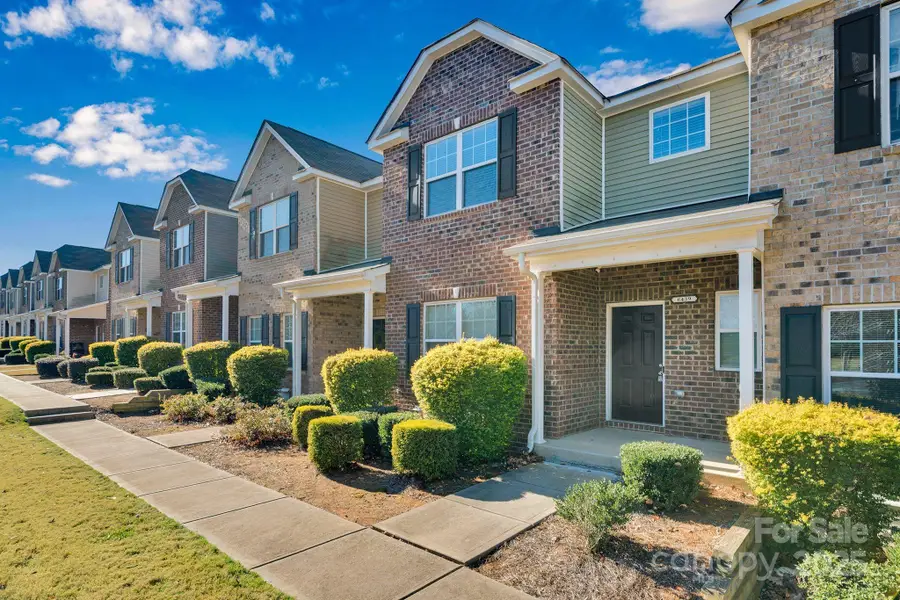 6439 Prosperity Church Road, Charlotte, NC 28269 - Image #3