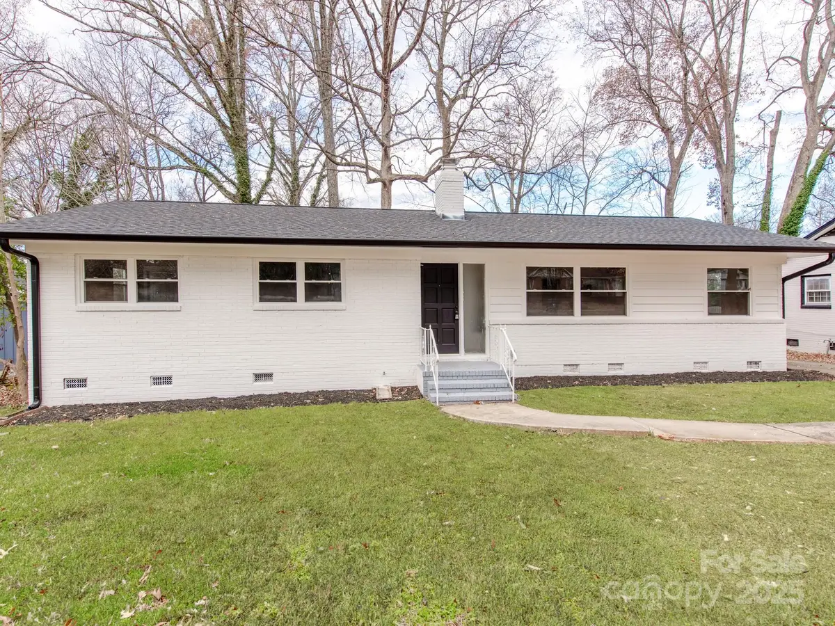 2025 Birchcrest Drive, Charlotte, NC 28205 - Image #1