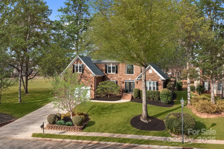 12213 Farnborough Road, Huntersville, NC 28078 - Image #2