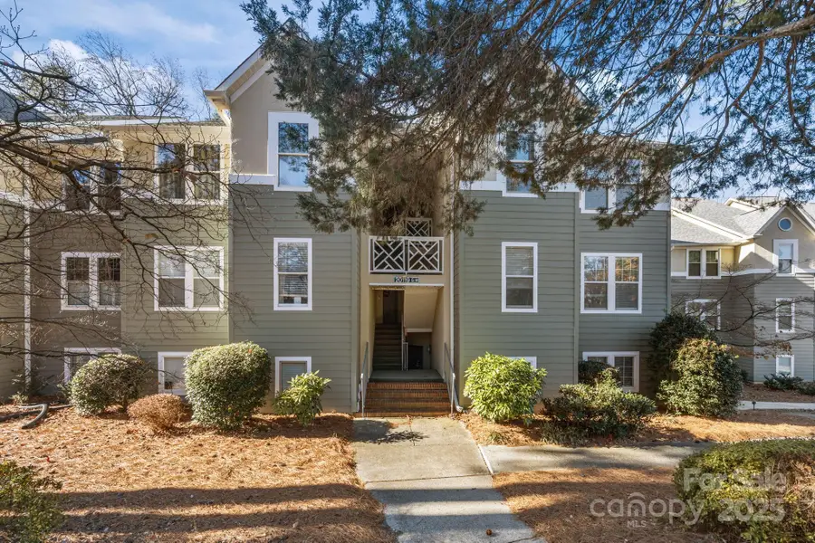 20119 Henderson Road #M, Cornelius, NC 28031 - Image #2