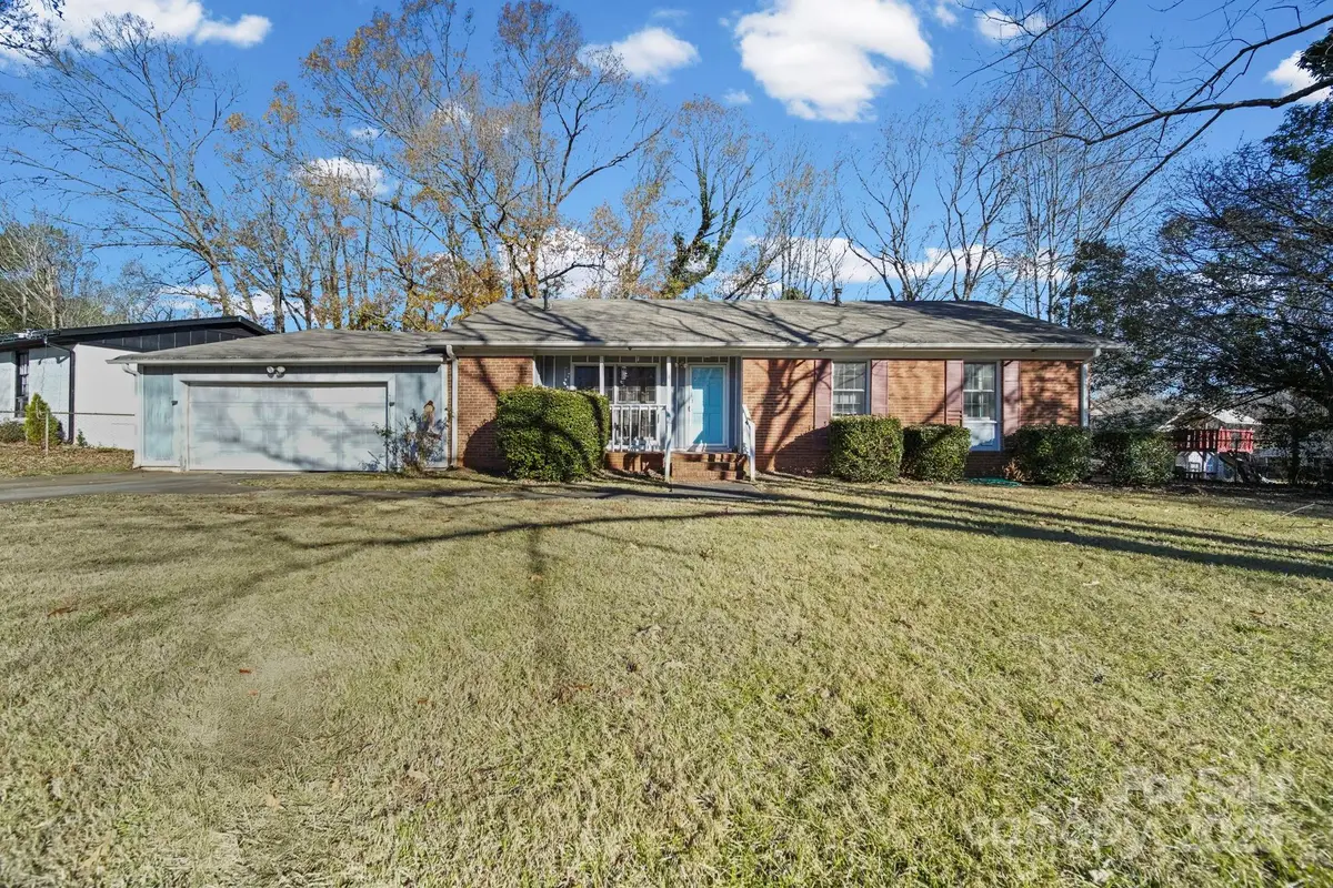 6916 David Avenue, Charlotte, NC 28214 - Image #1