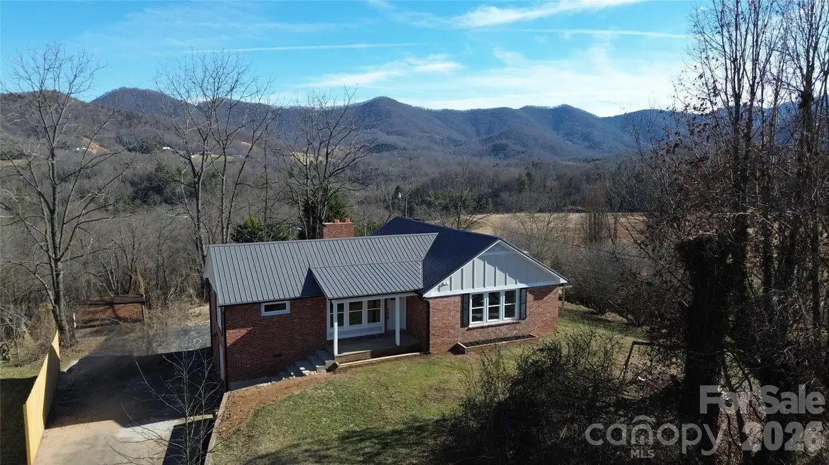 1397 Dutch Cove Road, Canton, NC 28716 - Image #1