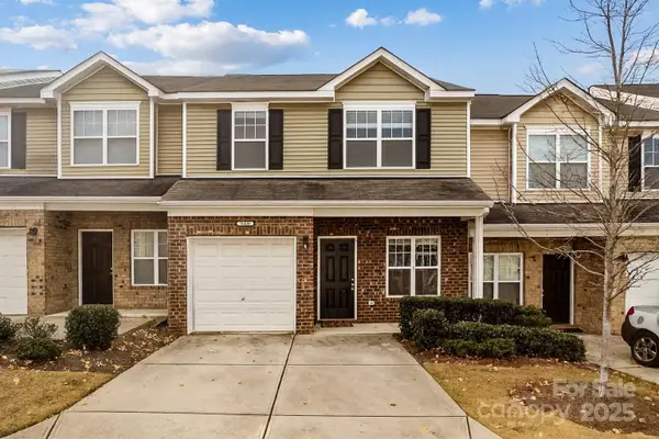 10439 Benfield Road, Charlotte, NC 28269