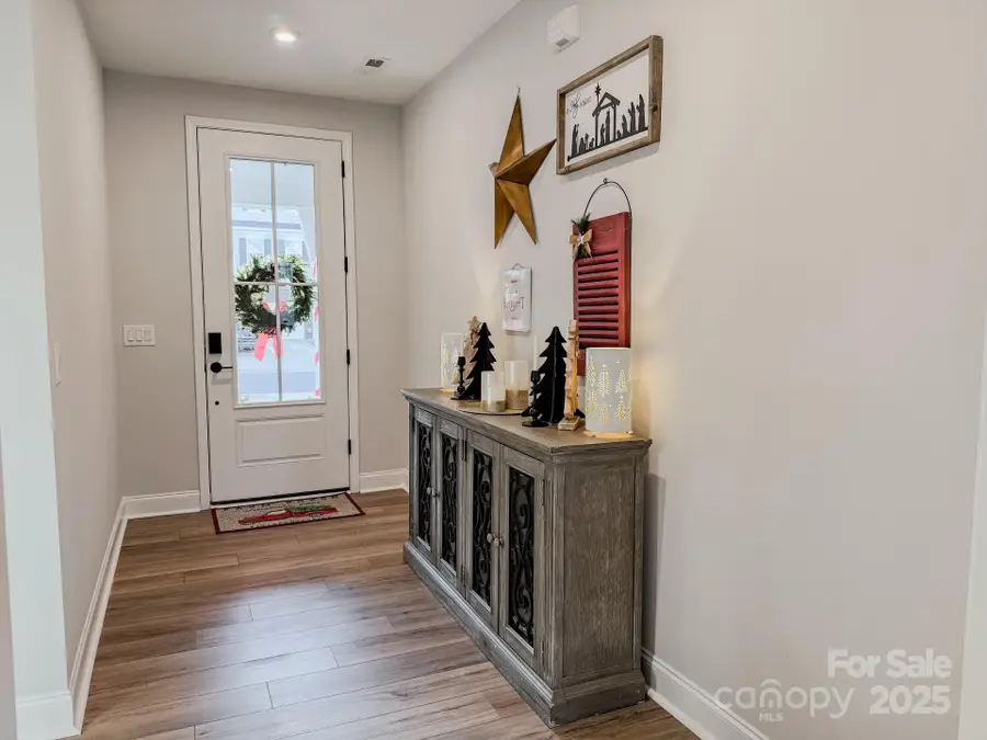 104 Hadley Court, Mooresville, NC 28115 - Image #2