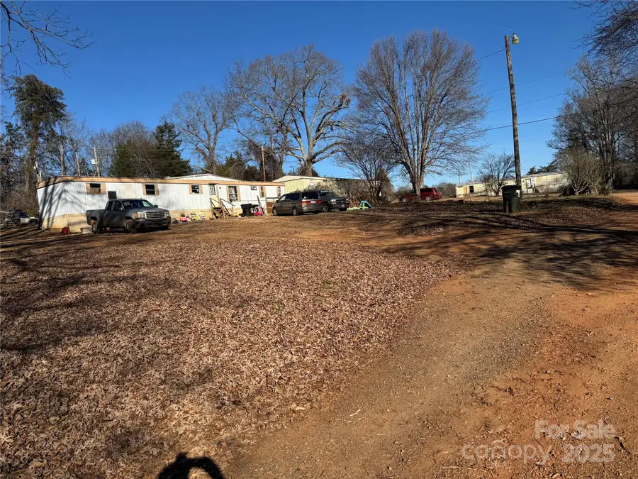 108 Teresa Lane, Bessemer City, NC 28016 - Image #2