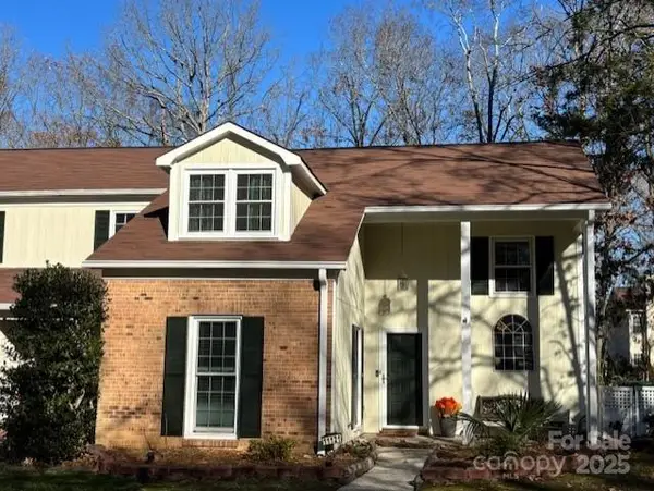 11121 Sevilla Court, Charlotte, NC 28226