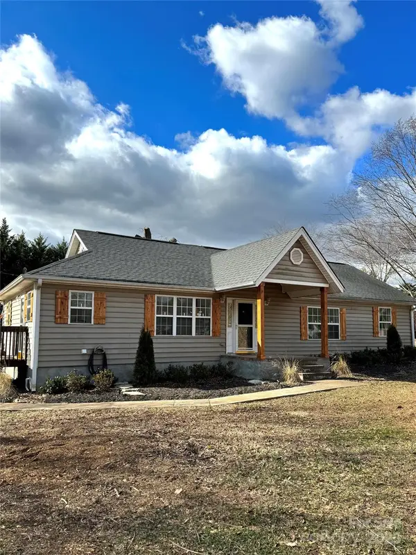 2340 S Point Road, Belmont, NC 28012