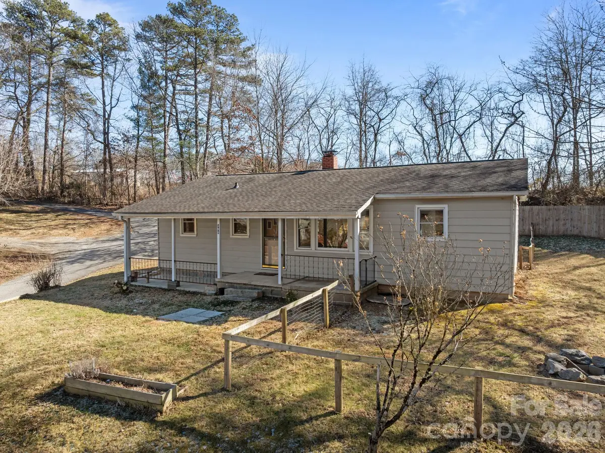 398 Sand Hill Road, Asheville, NC 28806 - Image #1