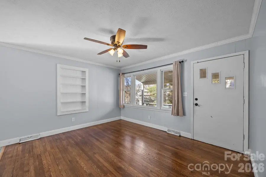 398 Sand Hill Road, Asheville, NC 28806 - Image #2