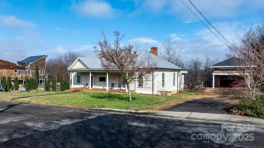 335 Eastview Street, Morganton, NC 28655 - Image #3