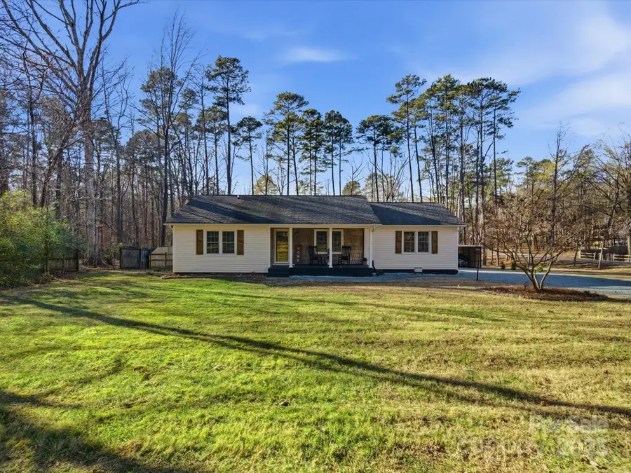 5900 Lindenwood Drive, Matthews, NC 28104 - Image #2