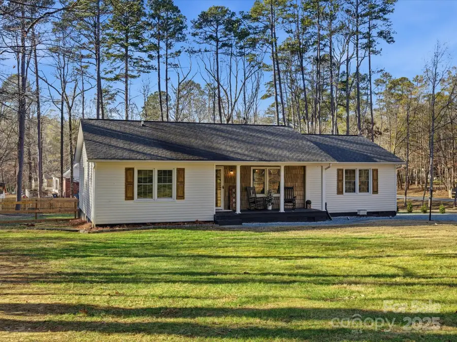 5900 Lindenwood Drive, Matthews, NC 28104 - Image #3