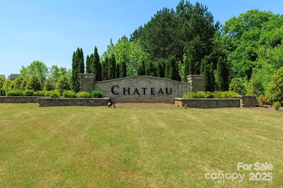 13602 Canterbury Castle Drive, Charlotte, NC 28273 - Image #2