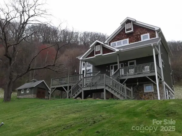 1201 Cathey Cove Road, Waynesville, NC 28786