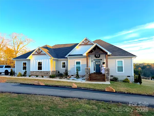 77 Horizon Way, Alexander, NC 28701