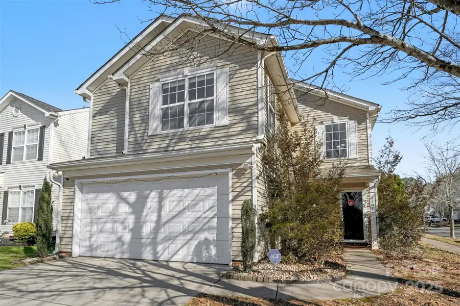 2104 Pawpaw Lane, Charlotte, NC 28269 - Image #2