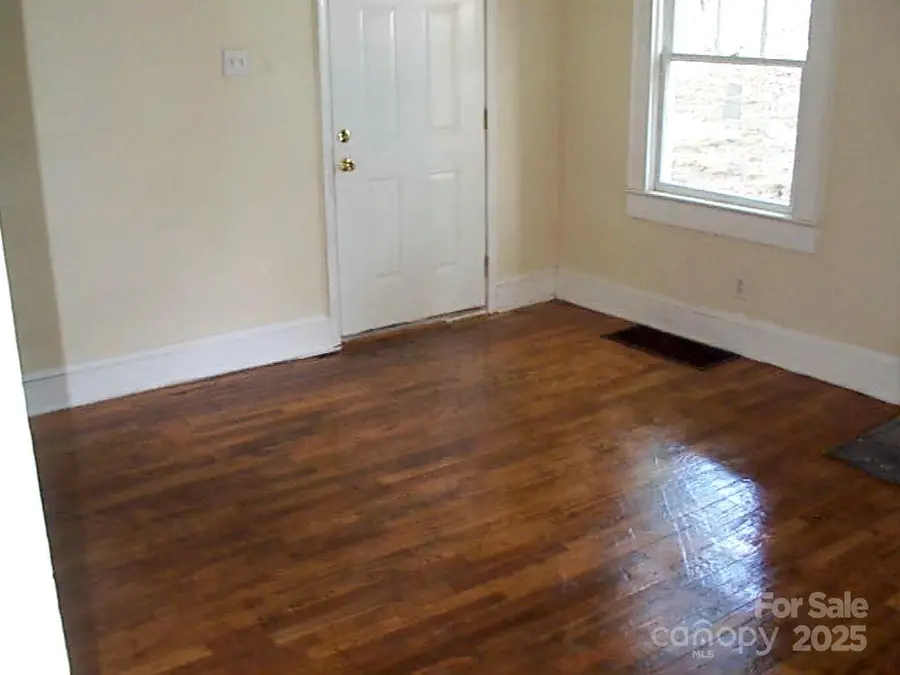 655 Bradford Drive, Charlotte, NC 28208 - Image #2