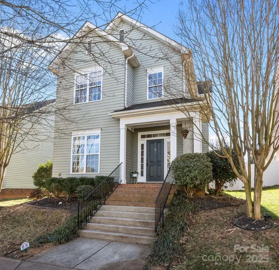 132 E Morehouse Avenue, Mooresville, NC 28117 - Image #2