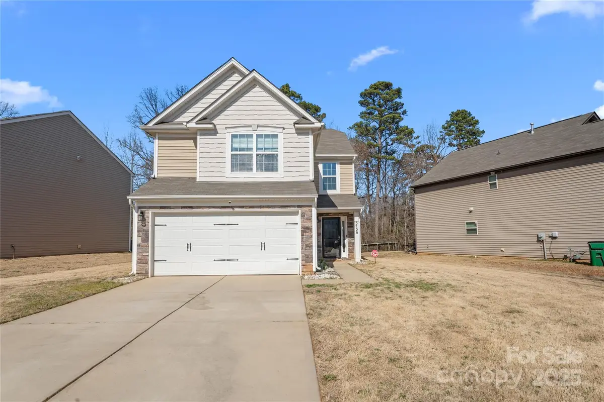3735 Ernie Drive, Charlotte, NC 28269 - Image #1