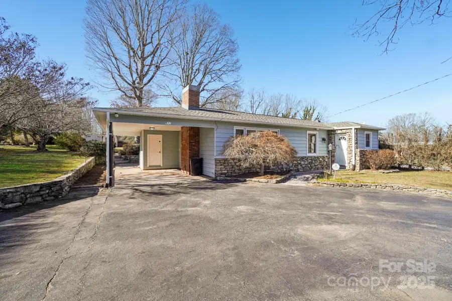 511 Oak Grove Road, Flat Rock, NC 28731 - Image #2