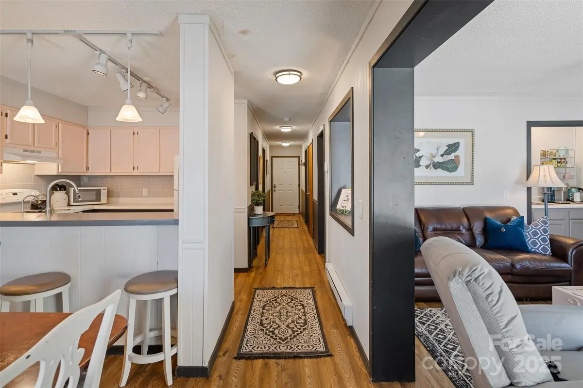 301 Pinnacle Inn Road #2101, Beech Mountain, NC 28604 - Image #1