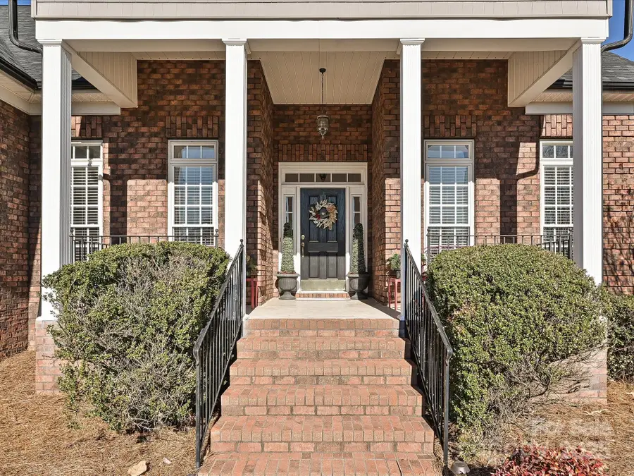 7900 Grimsby Circle, Harrisburg, NC 28075 - Image #2