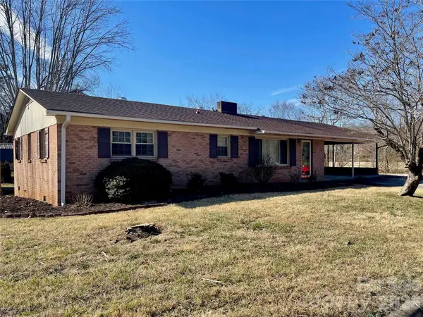 635 Powell Road Ne, Lenoir, NC 28645