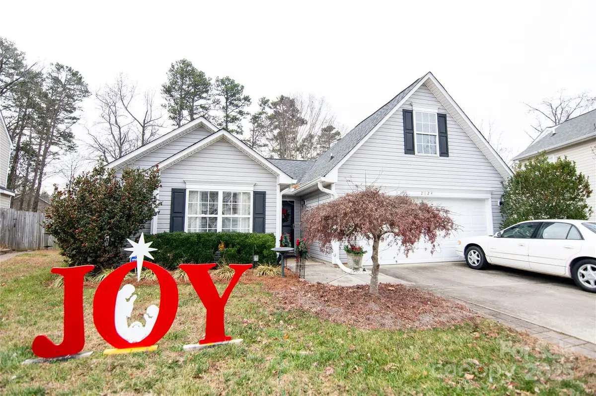 2124 Clear Brooke Drive, Kannapolis, NC 28083 - Image #1