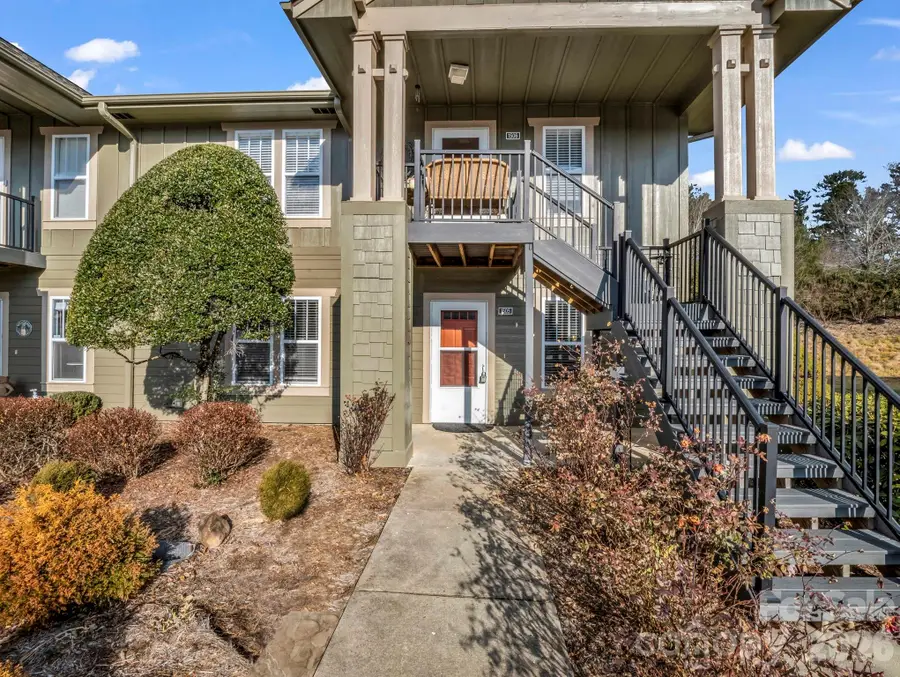 1505 Deermouse Way, Hendersonville, NC 28792 - Image #2