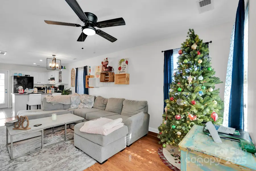 719 Waterfall Way, Clover, SC 29710 - Image #2