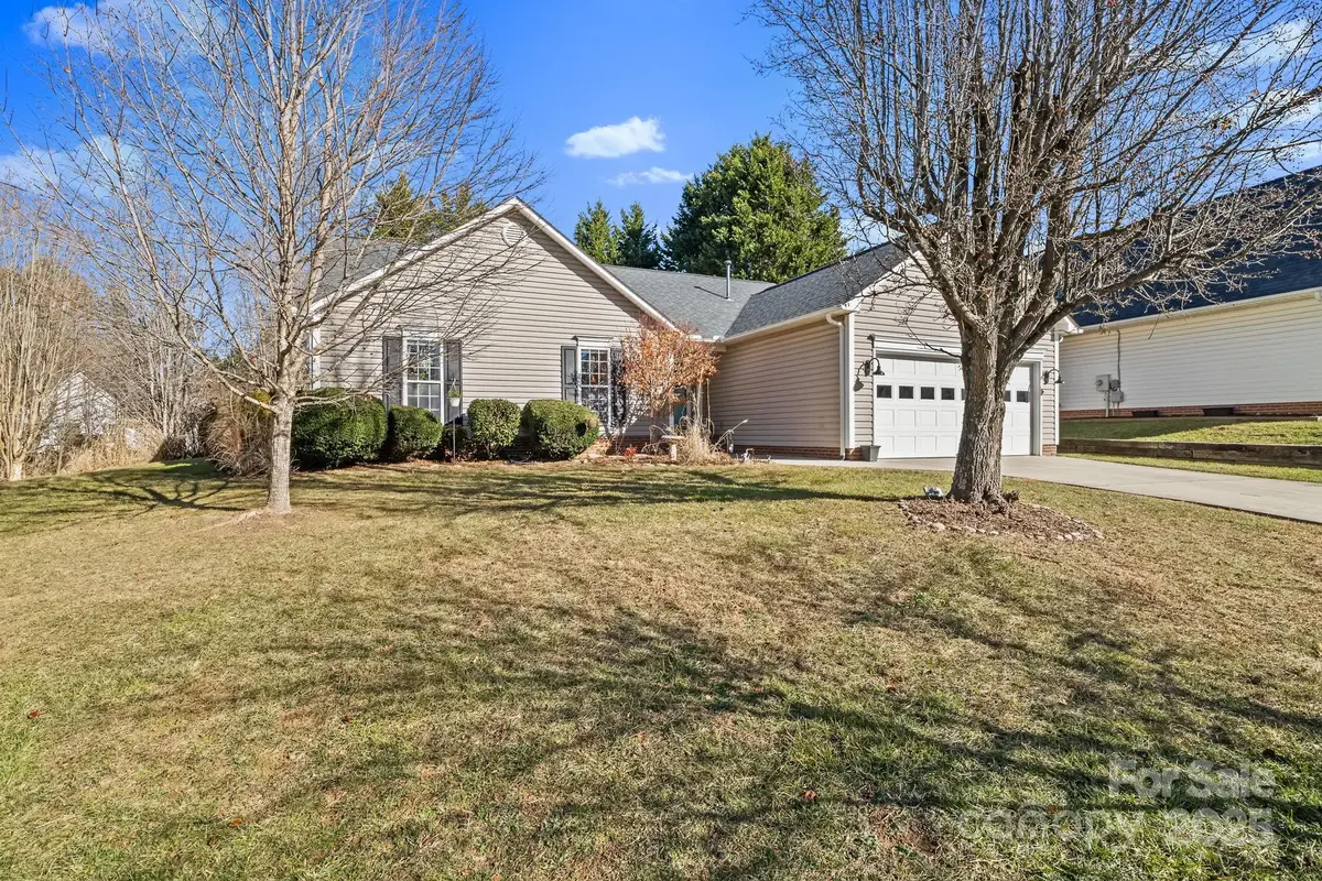 28 Sand Pebble Court, Fletcher, NC 28732 - Image #1