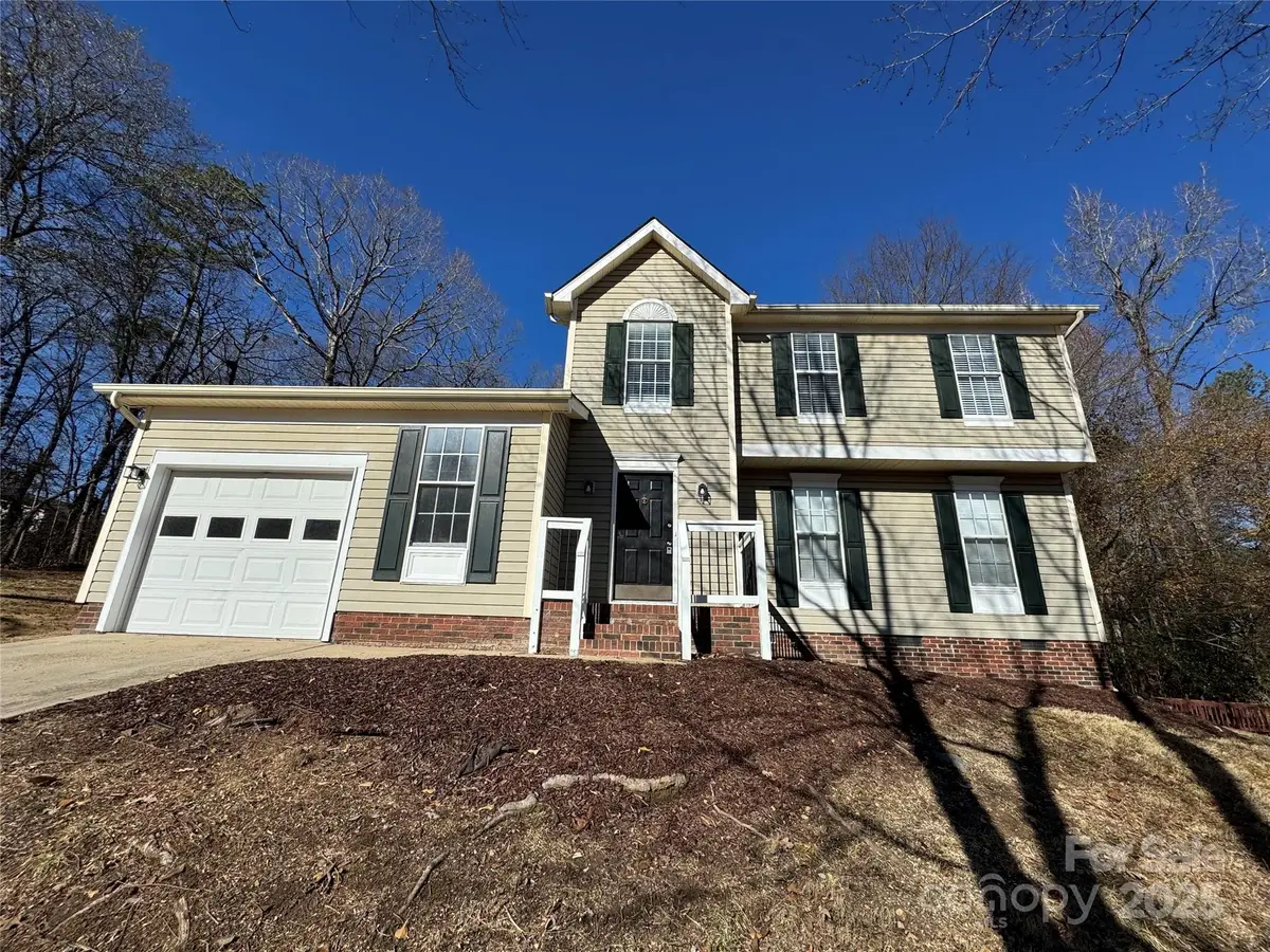 1425 Sugar Hollow Drive, Charlotte, NC 28214 - Image #1
