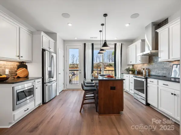 5036 Beirut Drive, Charlotte, NC 28217