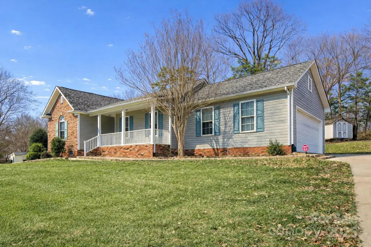 125 Fritzvon Drive, Mount Pleasant, NC 28124 - Image #1