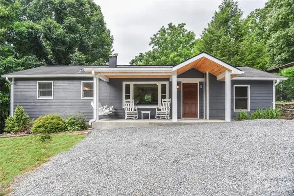 5 E Keesler Street, Black Mountain, NC 28711