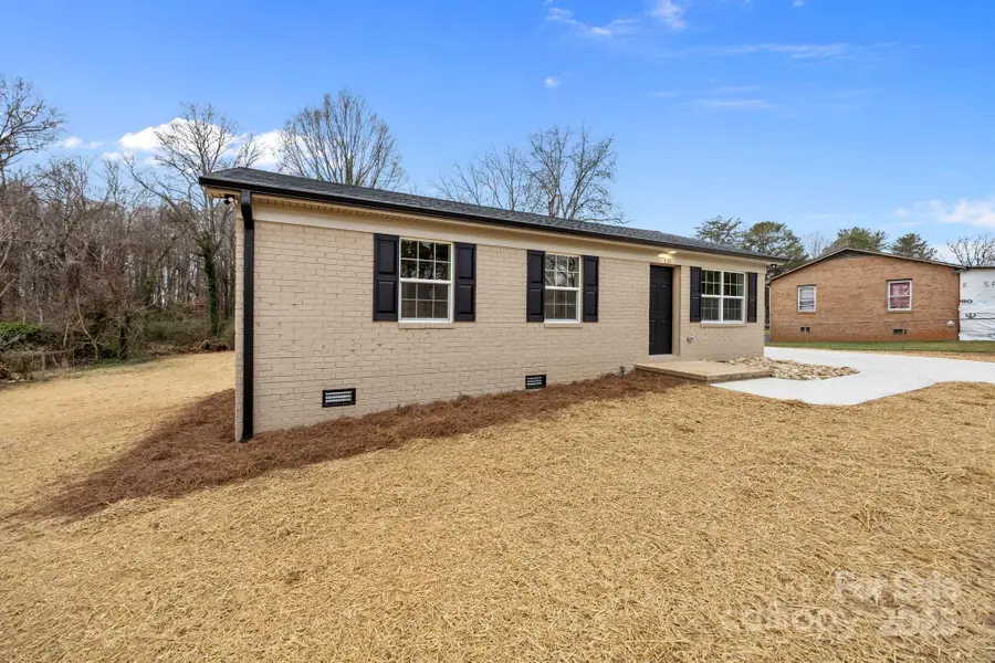 120 Independence Loop, Statesville, NC 28625 - Image #2
