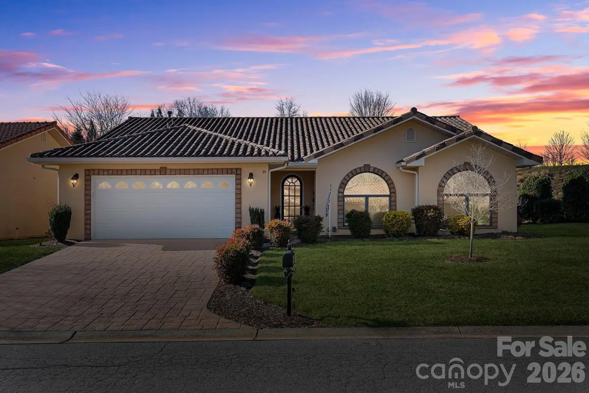 19 Pacifico Drive, Asheville, NC 28806 - #1