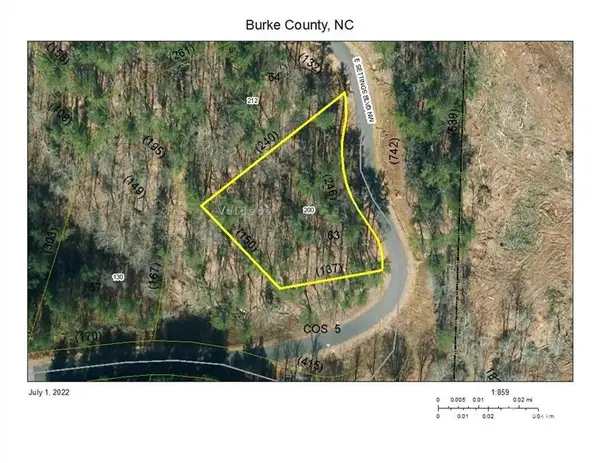 200 E Settings Boulevard Nw #63, Morganton, NC 28655