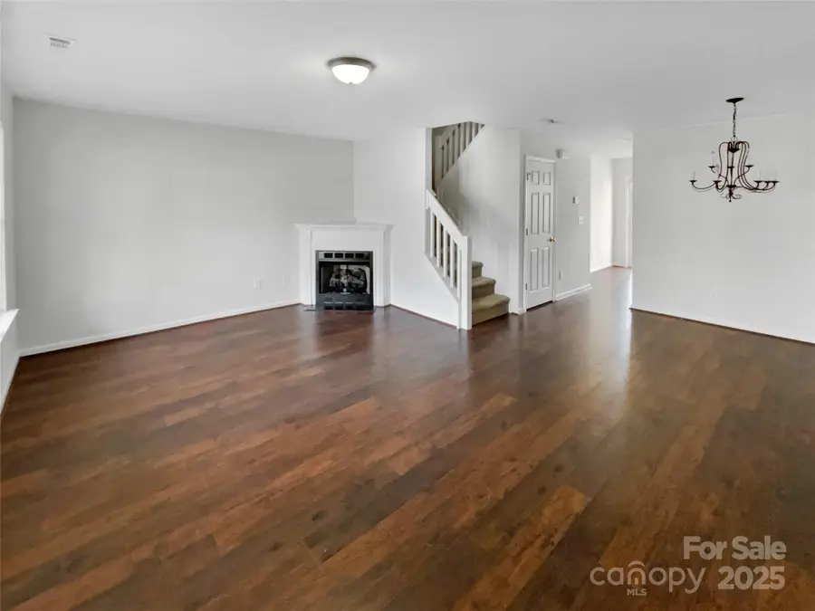 10840 Holly Ridge Boulevard, Charlotte, NC 28216 - Image #3