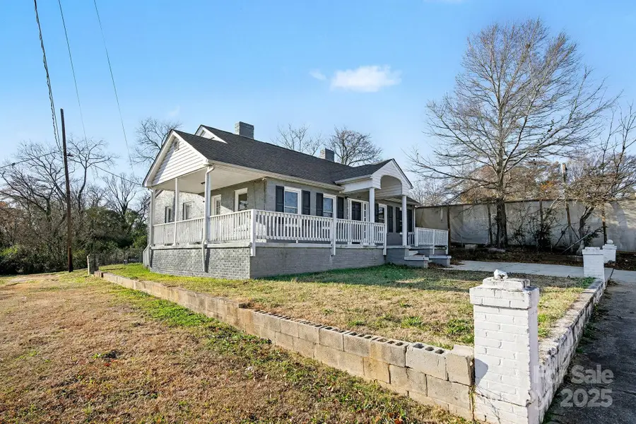 406 S Catawba Street, Lancaster, SC 29720 - Image #2