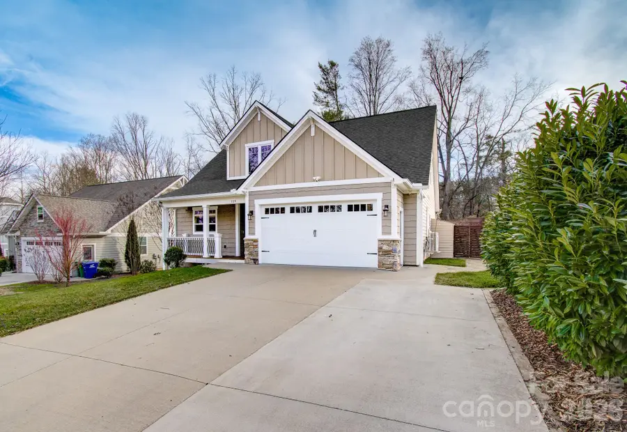 129 White Oak Road Extension, Arden, NC 28704 - Image #2