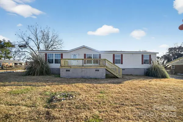 104 Gardner Drive, Gaston, NC 27832