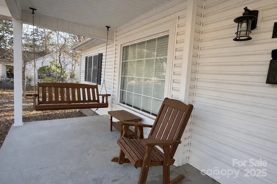 686 Elizabeth Street Sw, Concord, NC 28025 - Image #2