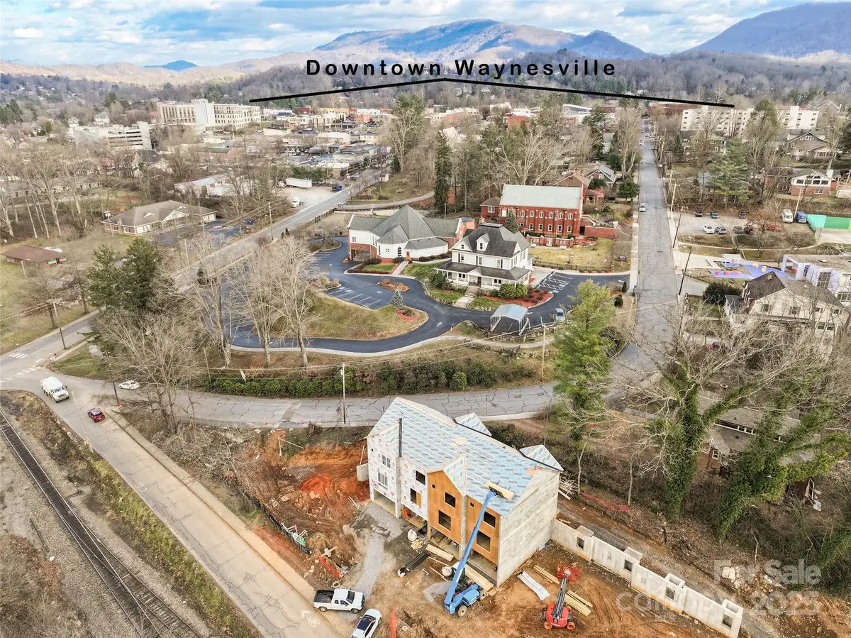 41 Richland Street, Waynesville, NC 28786 - Image #1