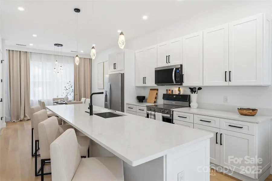 41 Richland Street, Waynesville, NC 28786 - Image #3