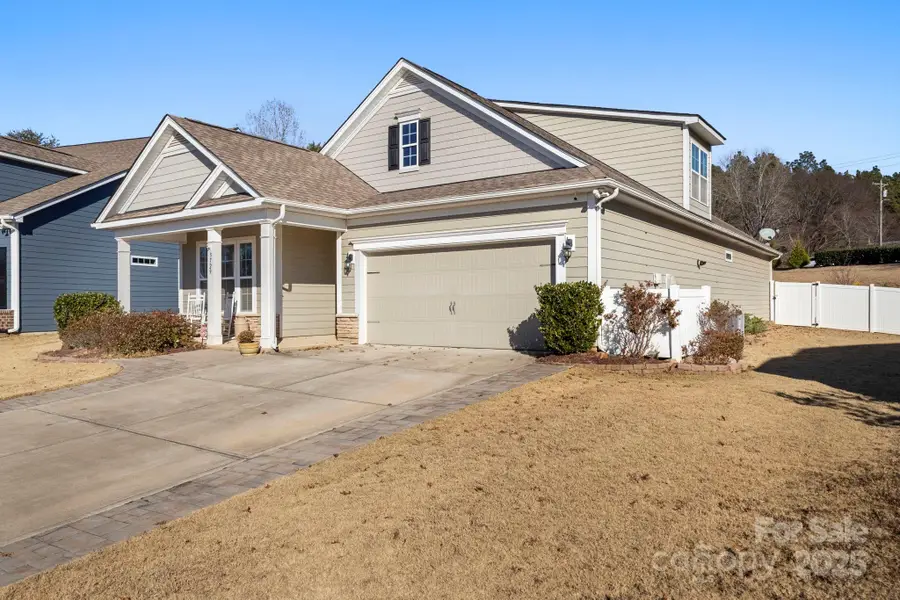 3729 Norman View Drive, Sherrills Ford, NC 28673 - Image #2