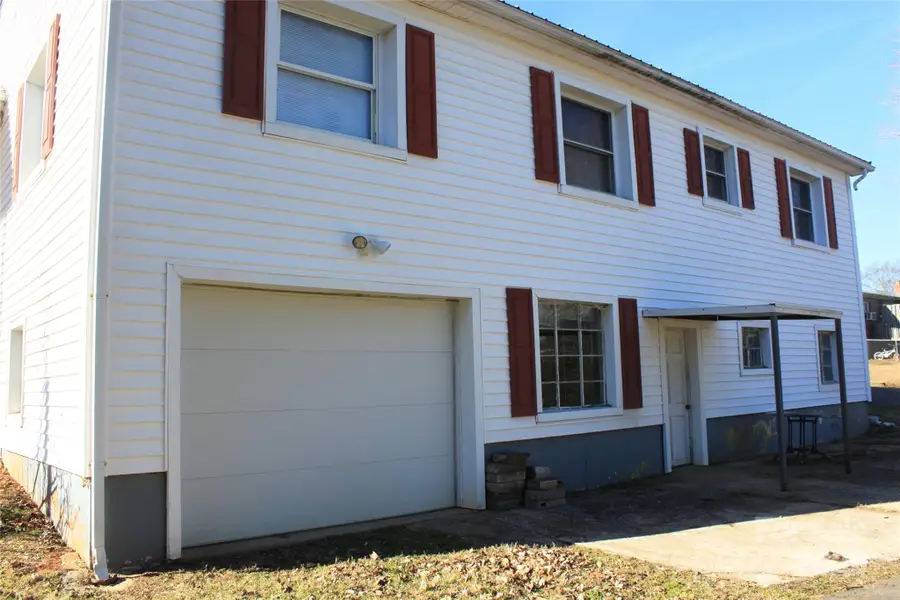 203 Trout Street, Forest City, NC 28043 - Image #3