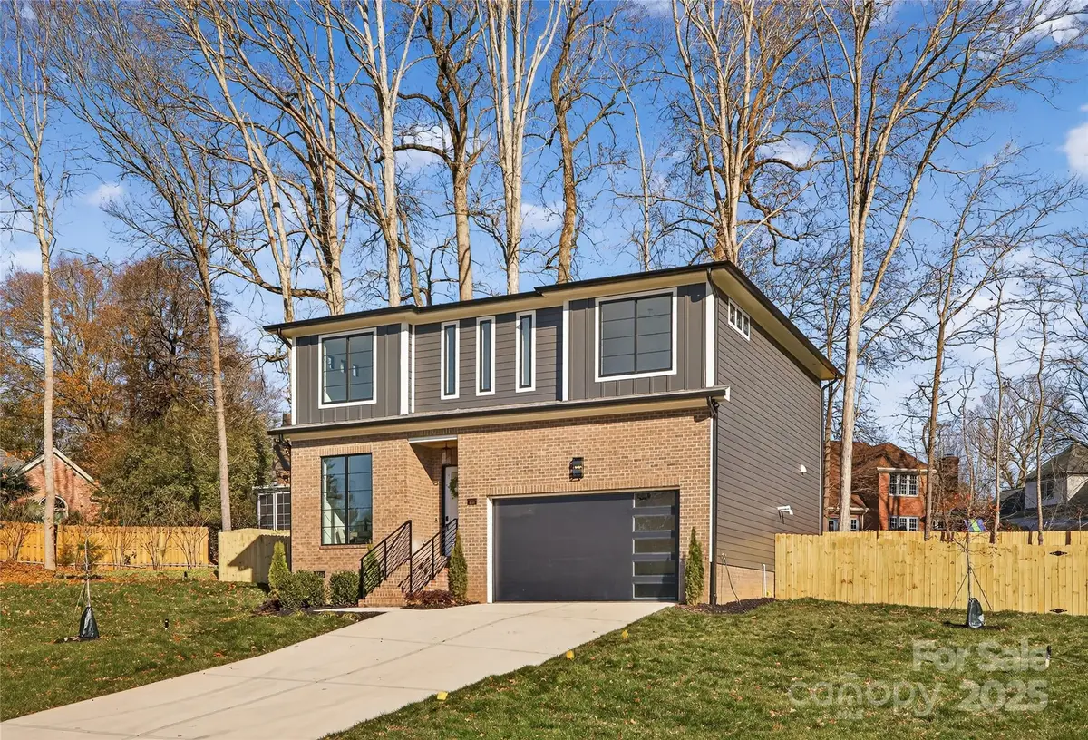 16311 Riverpointe Drive, Charlotte, NC 28278 - Image #1